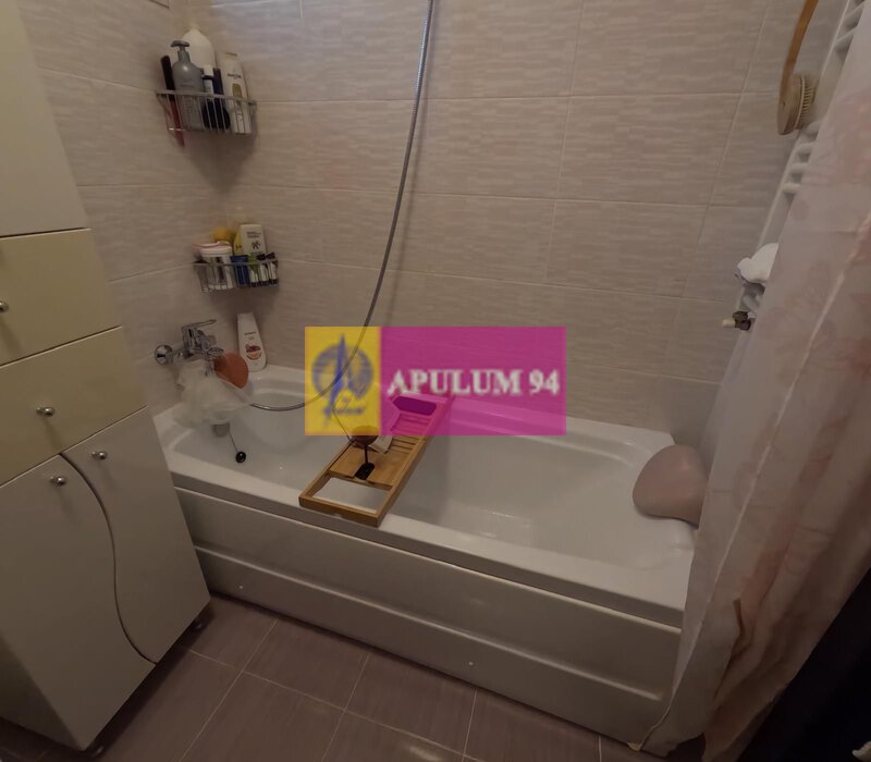 Apartament 2 camere Grand Arena 48mp bloc nou loc parcare & pod inclus